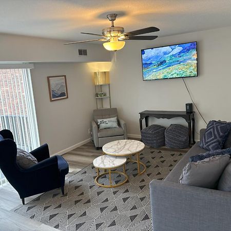 Peaceful Park 2 Bedroom Remodeled Family Suite Granite City Екстериор снимка